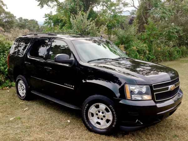 Owner 2007 Chevy Tahoe black clean title for Sale in Miami, FL - OfferUp