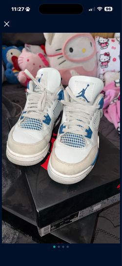Jordan retro 4s