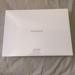 MacBook Air (Refurbished) 2023