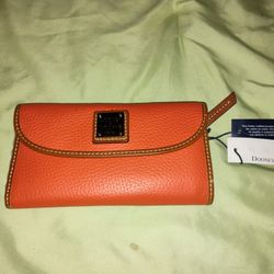 Dooney & Bourke Women's Designer Wallet
