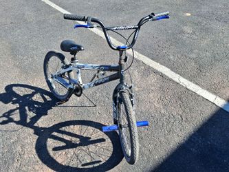 20" Ambush boys' 20" BMX boys freestyle bike in great working condition