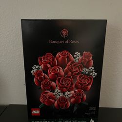 Brand new bouquet roses Lego set