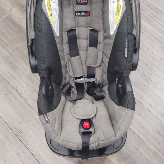 Britax Newborn Car seat