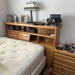 Bedroom set
