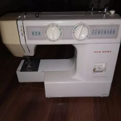 JANOME/NEW HOME SEWING MACHINE - MODEL JA-1506
