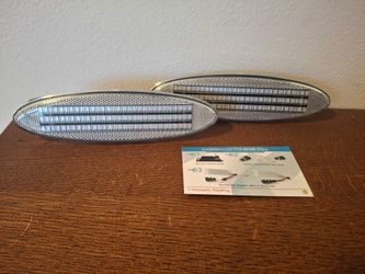 Side markers for corvettes