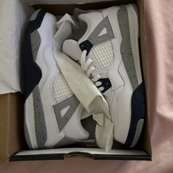 Jordan 4