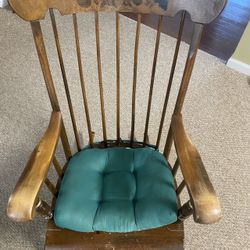 Rocking Chair 