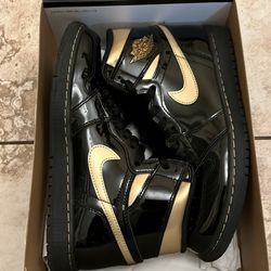 Air Jordan Retro 1 OG Black And Gold