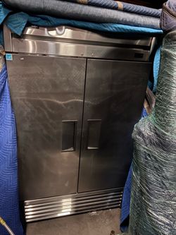 True 2-Door Commercial Reach-In Refrigerator