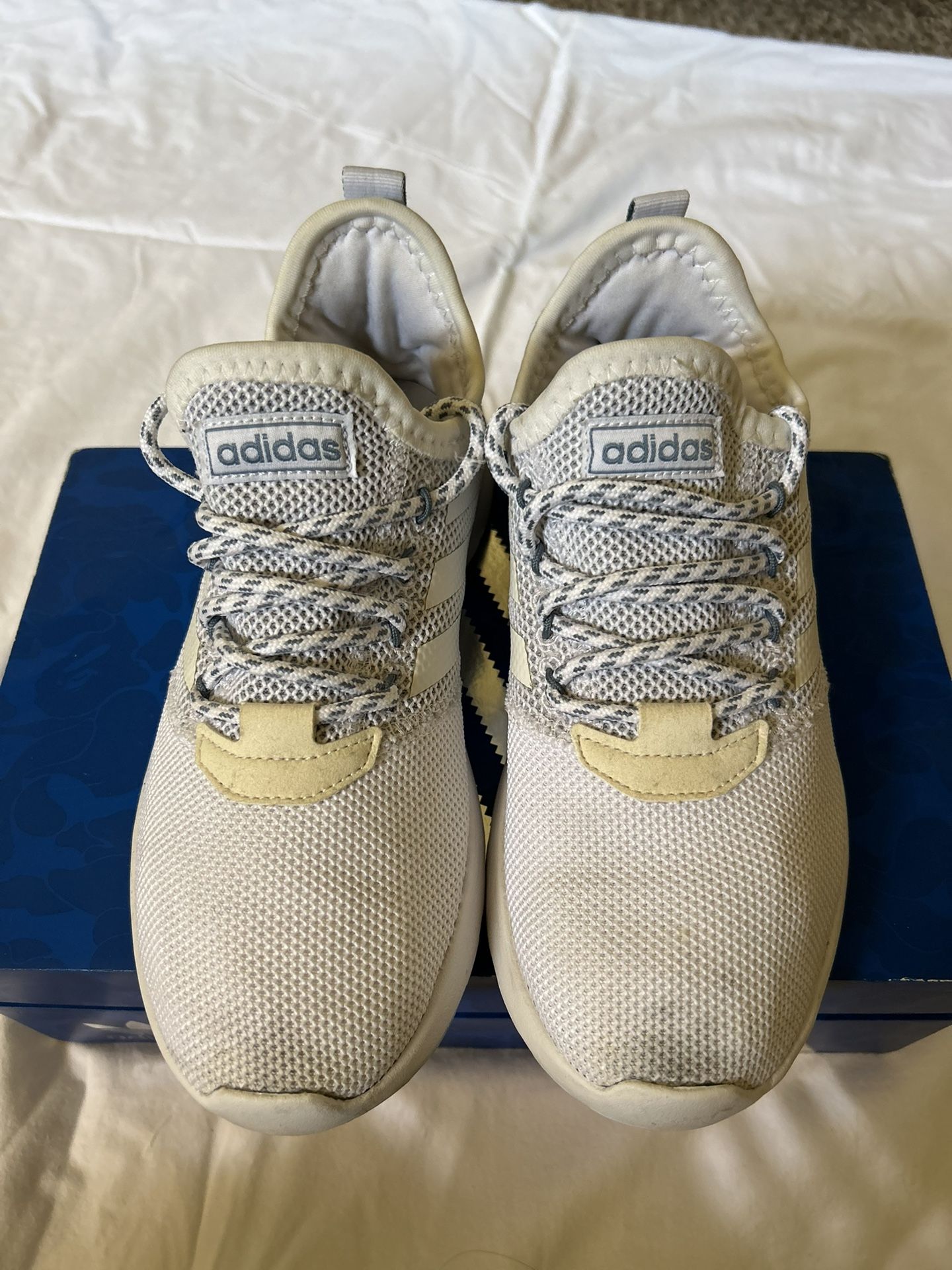 Woman’s adidas’s size 7.5