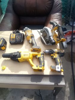 De walt power tool bundle