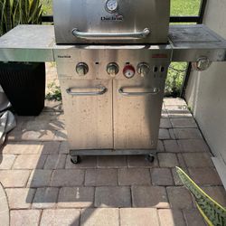 Char-Broil “Commercial Try-Infrared” Grill 