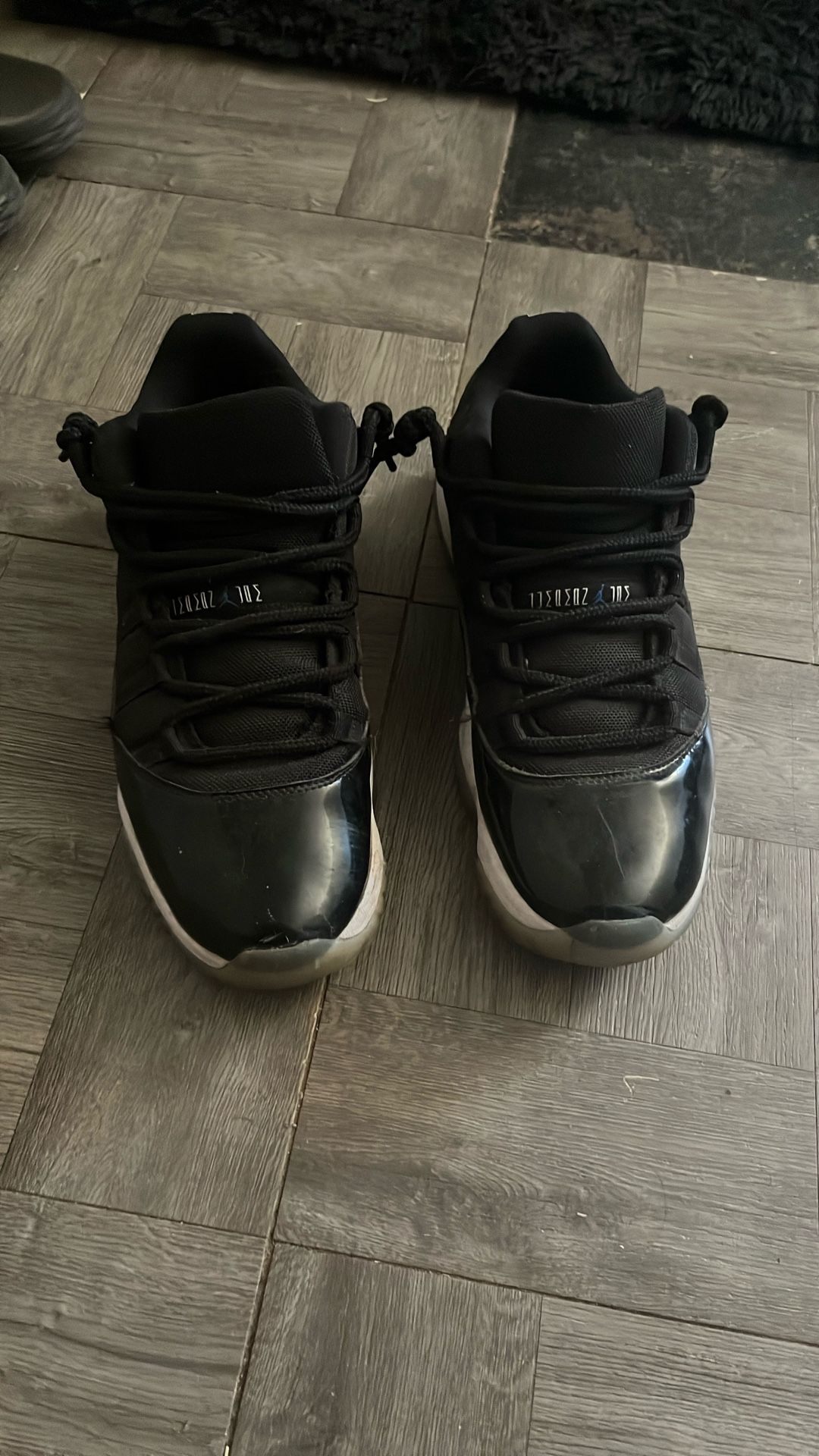 Jordan 11s