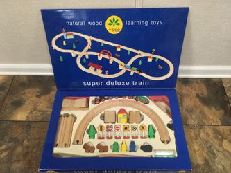 Deluxe Wooden Train Set - Little Tree (Brand New)