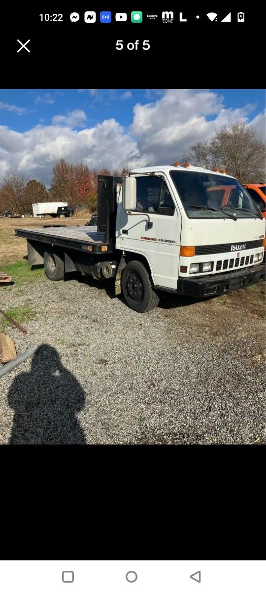 1986 Isuzu Flatbed 5 Speed Trans.94,345 Mls No Issues 3.9 Strong Engine