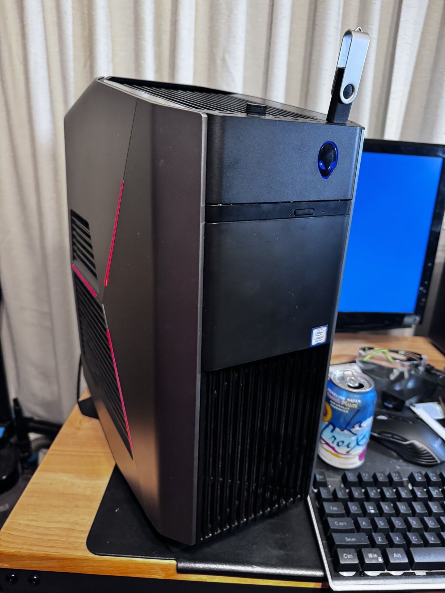 ALIENWARE Aurora R7