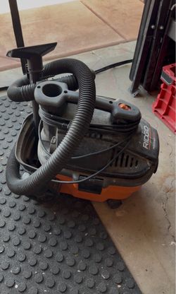 RIDGID Portable Wet/Dry Vacuum with Hose