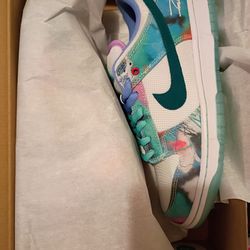 Nike Dunk Labaroties Size 9.5