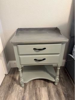 End table
