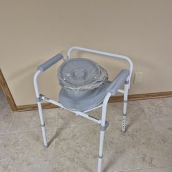 Guardian Steel Folding Commode