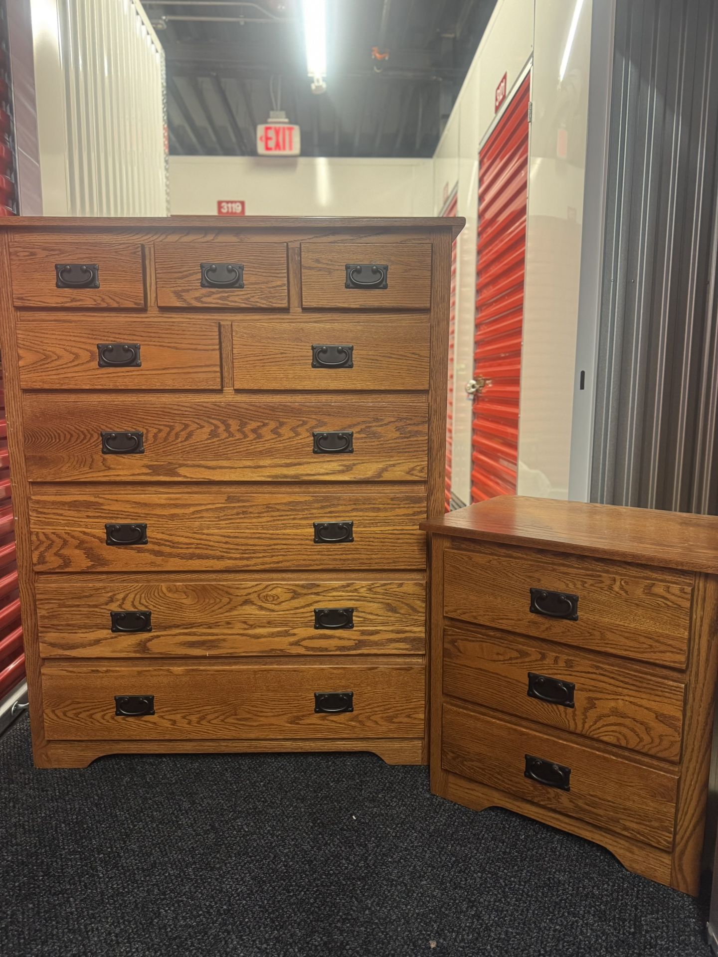 🪵 Solid Oak 9 -Drawer Dresser + 3-Drawer Nightstand (Amish Crafted)– $350 (Pickup in Warrenton, VA)