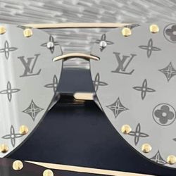 Last Pair. Sunglasses