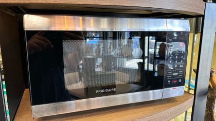Frigidaire Stainless Steel Microwave 1100w