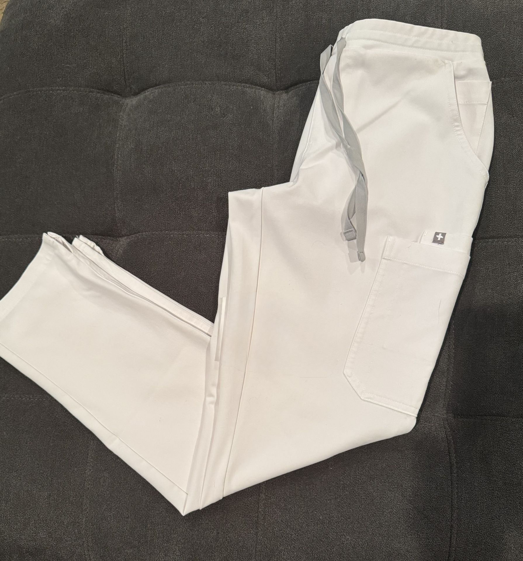 FIGS WHITE YOLA SCRUB PANTS-Size Small