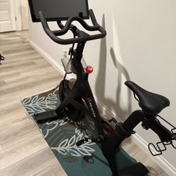 Peloton Bike