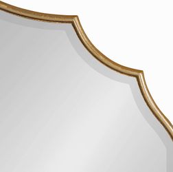 Kate and Laurel Leanna Scalloped Oval Wall Mirror, 24" x 36", Gold Leaf, Chic Modern Glam Wall Accent