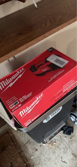 M18 inflator. - NEW