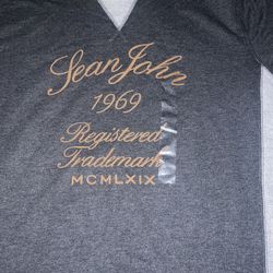 NWT Sean John Sweatshirt Sz Large. READ BELOW