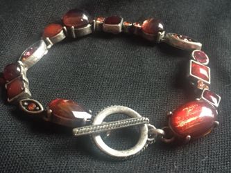 Sterling silver bello brasalete de piedras cafe