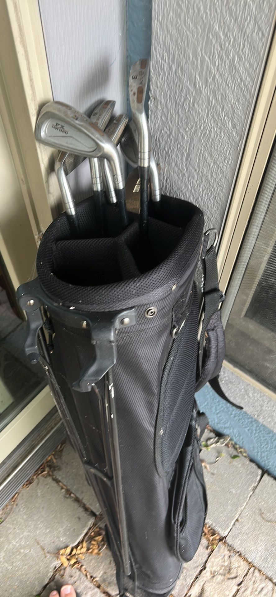 Fill Set Of Gulf Clubs