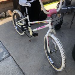 Schwinn Stardust 20” Bike