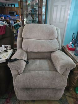 Lazboy lift power recliner