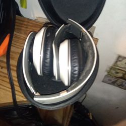 BEATS BY DR DRE STUDIO