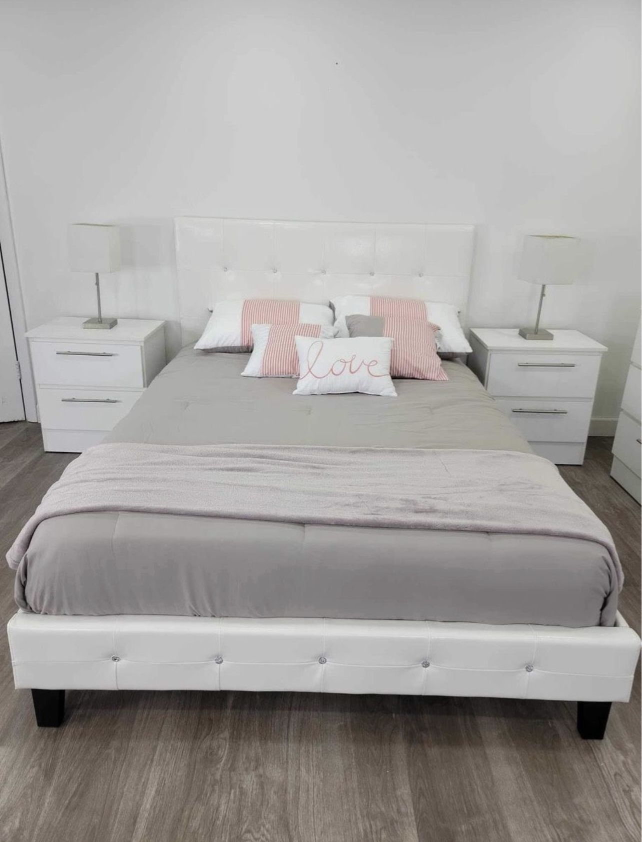 Bedroom Set - Juego De Cuarto
