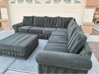 Sectional Couch-Free Delivery