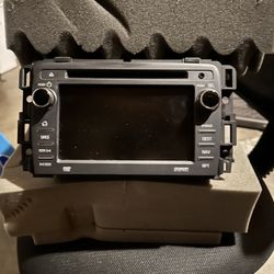 Radio W/ GPS   Navigation 