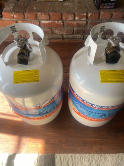 2 Flame King 30lb propane tanks new