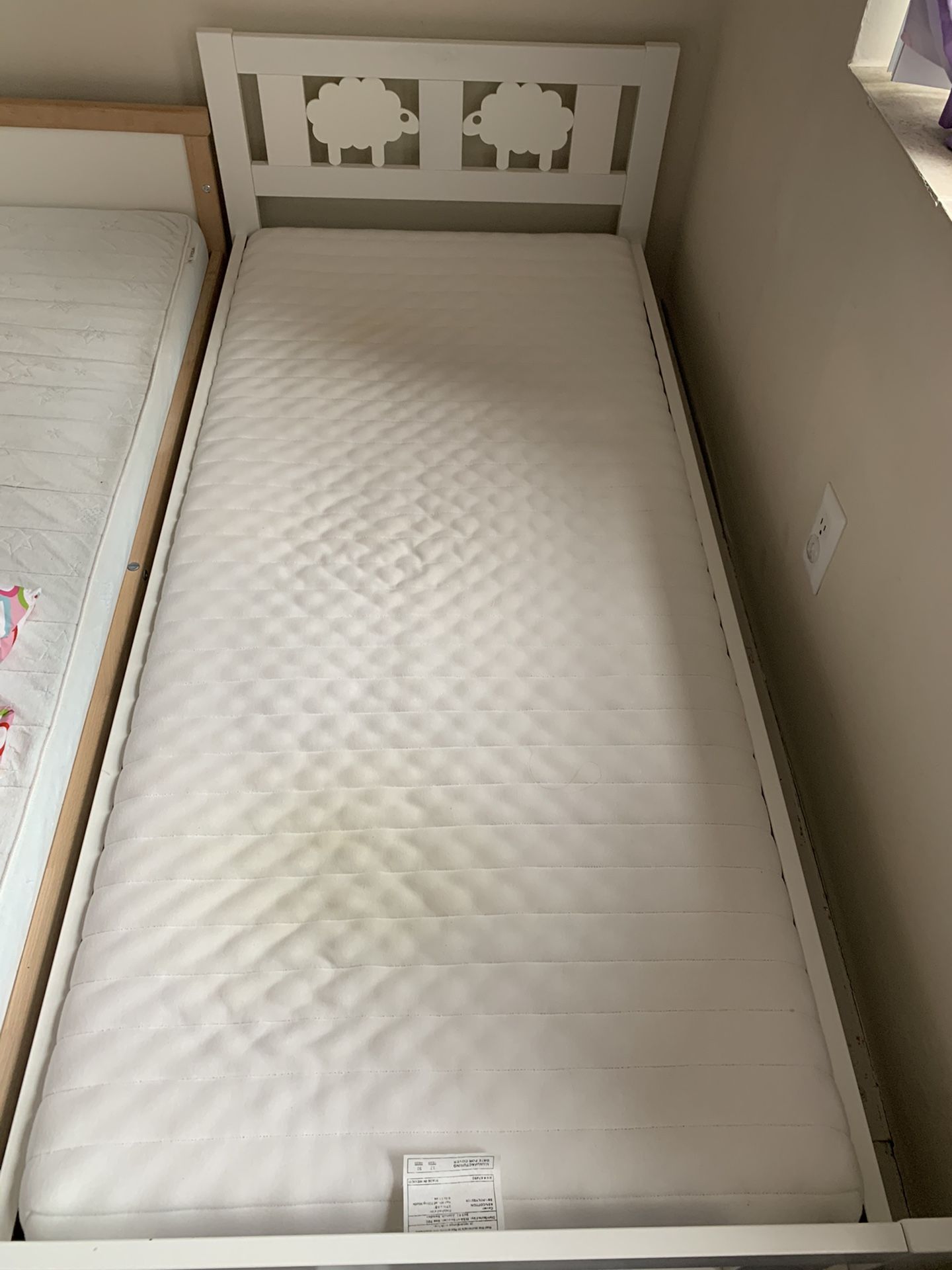 IKEA kid Bed frame + mattress