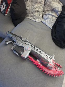 NECA Gears of War 2 Lancer Replica – 1:1 / 36" electronic prop 2008
