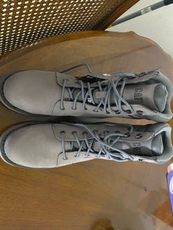 Steel toe cats