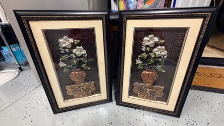 Vintage 3D floral picture frame