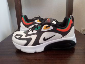 Like new condition size 6.5 Youth. $35