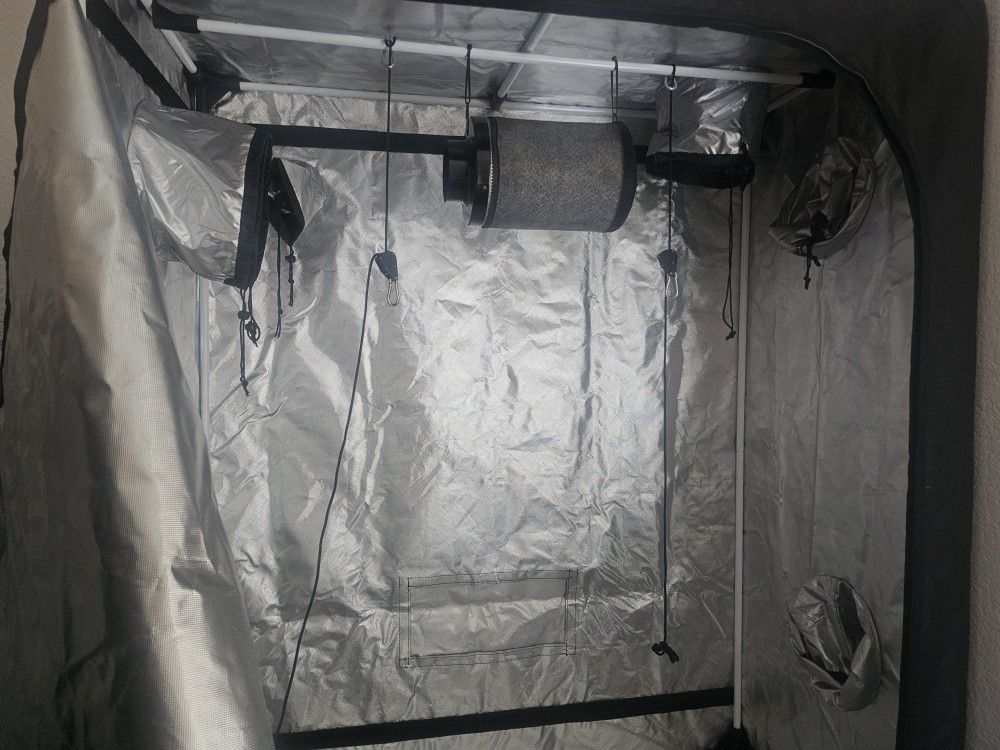 Indoor Grow Tent