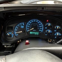 9️⃣9️⃣-0️⃣2️⃣ HD Chevy GMC cluster 