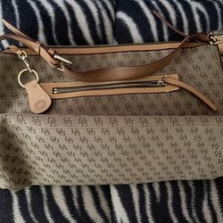 Dooney & Bourke Classic Tote Bag
